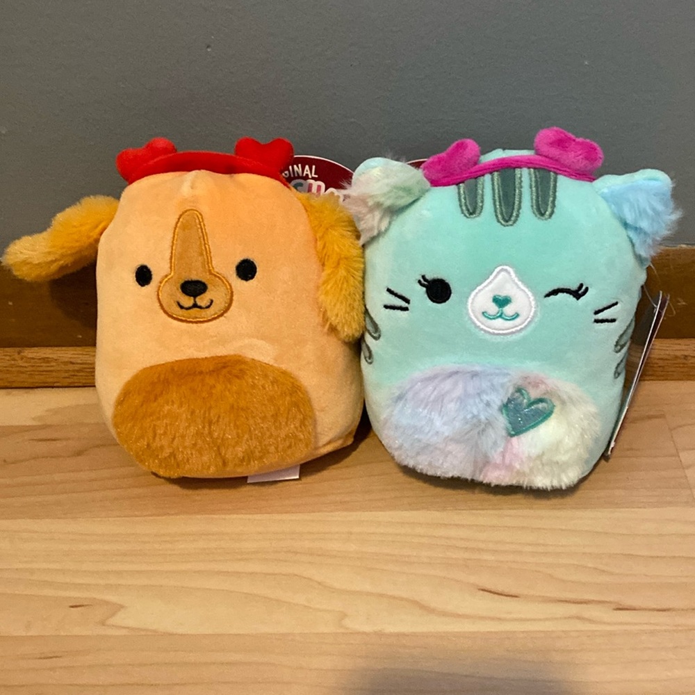 BRAND NEW SQUISHMALLOW 5” VALENTINES DAY PAIR FINLEY& CORINNA! NWT. YEAR 2024.